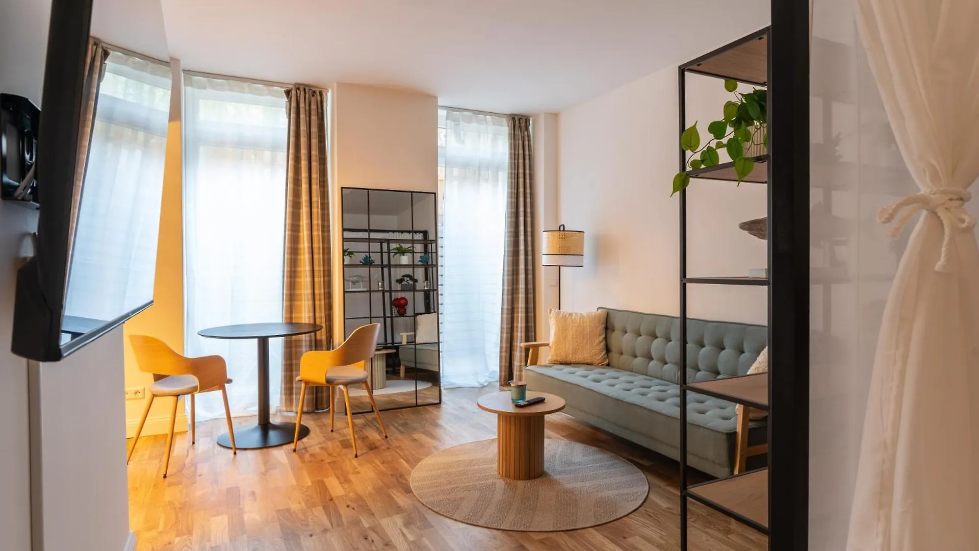 Helle Ferienwohnungen Am Mehringdamm - Stylisch Und Zentral Berlin Apartment